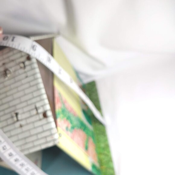 Share Vintage Tin 1950’s Rancher Metal Doll House 4 Rooms Furnished ~ T. Cohn - Picture 13 of 15